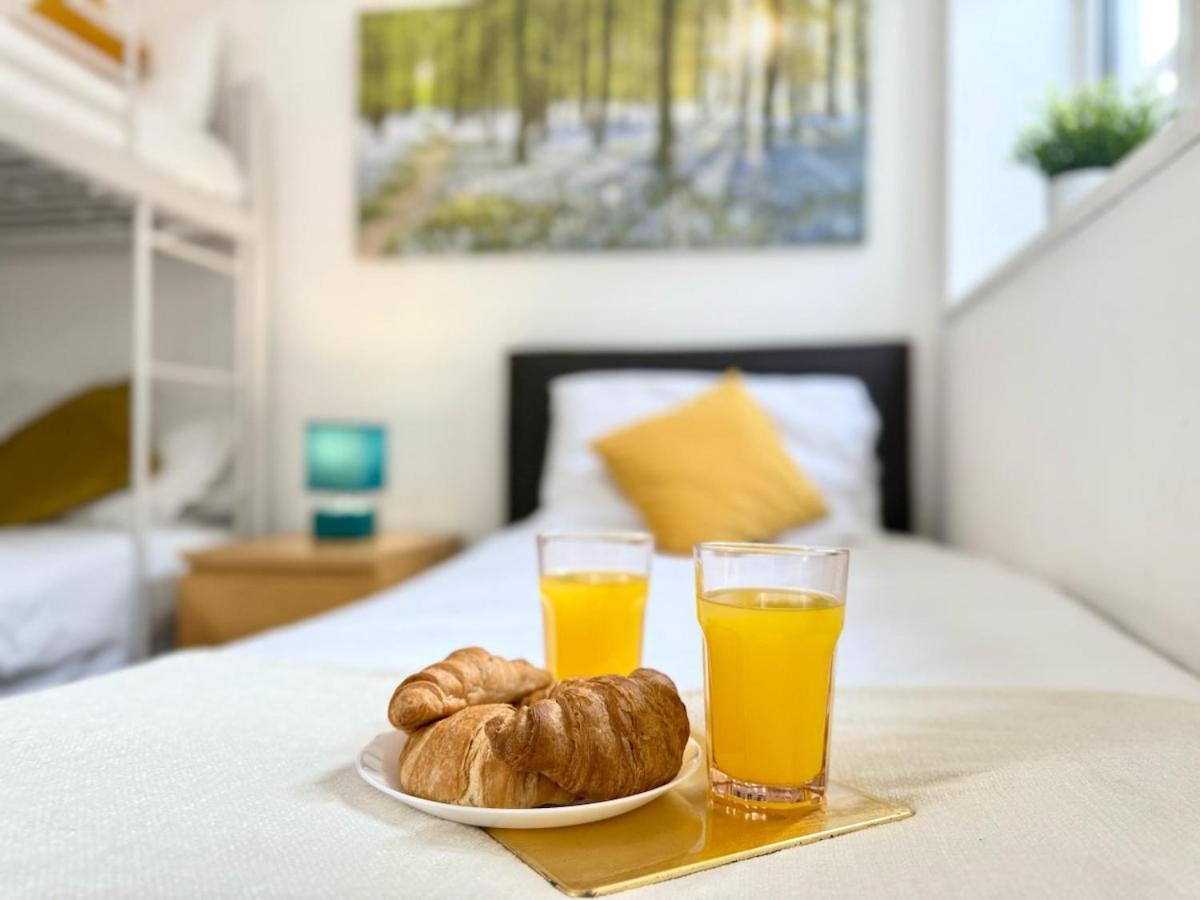 Walnut Luxurious 2-Bedroom With Ensuite - Parking, Netflix, Wifi - Close To Oxford, Bicester & Blenheim Palace Кидлингтън Екстериор снимка
